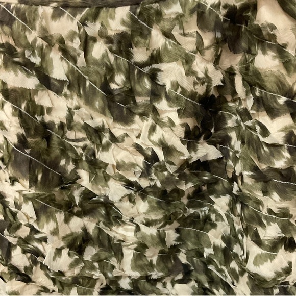 J Crew Women Silk Army Green Camouflage Animal Print Mini Skirt Sz 4 T2 - Picture 3 of 9